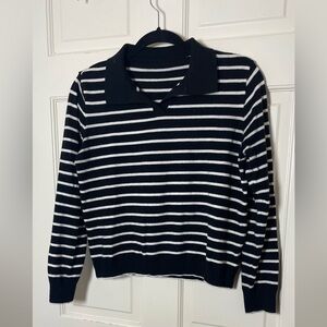 White and Black Crew Neck Sweater with Ribbed Cuffs